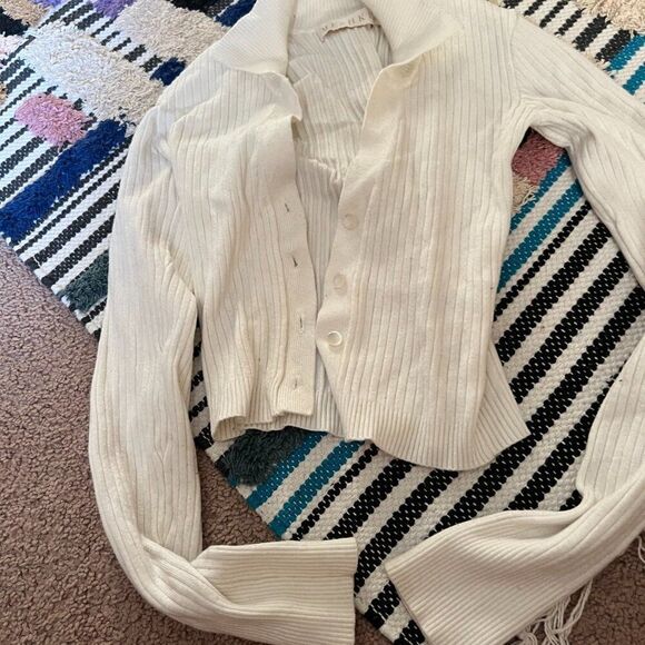 Meshki small cream button down - Picture 4 of 8